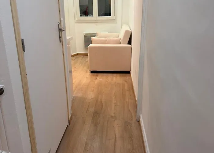 Moderne A 10 Min A Pied Palais & Plages Apartment *