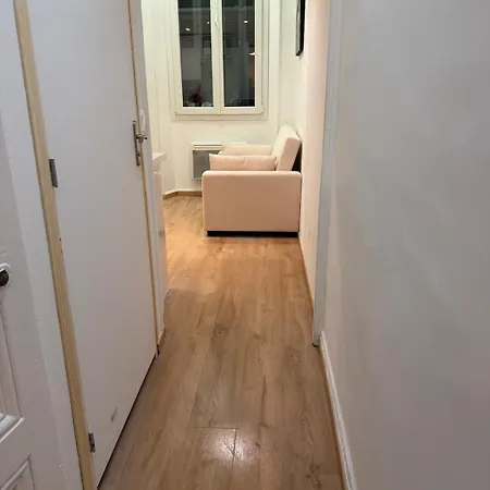 Moderne A 10 Min A Pied Palais & Plages Apartmán *
